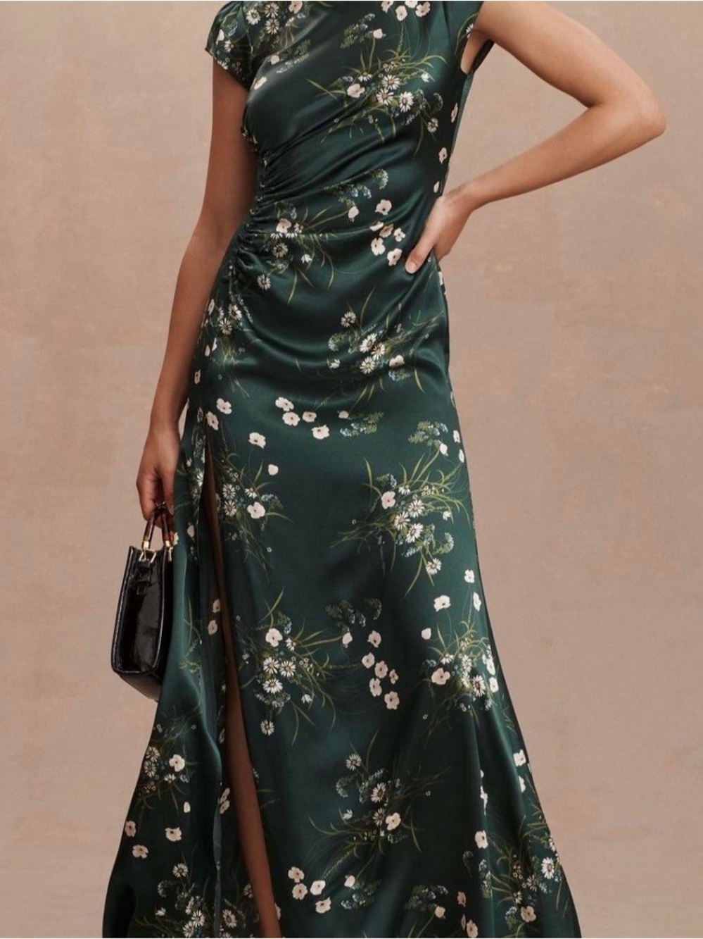 Reformation size 6 green Birch dress in Buena color in like new condition